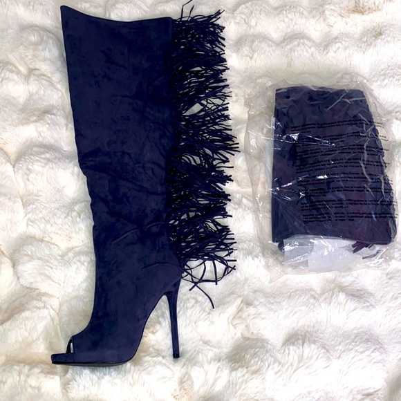 Fringe Boots - Picture 3 of 3